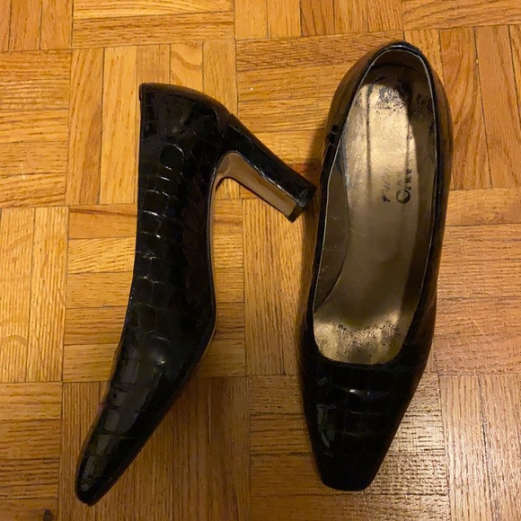 Vince Camuto Patent Leather Block Heels - Picture 4 of 9